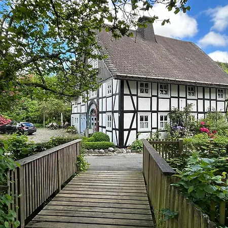 Fachwerkliebe Baudenkmal Ornes Villa *